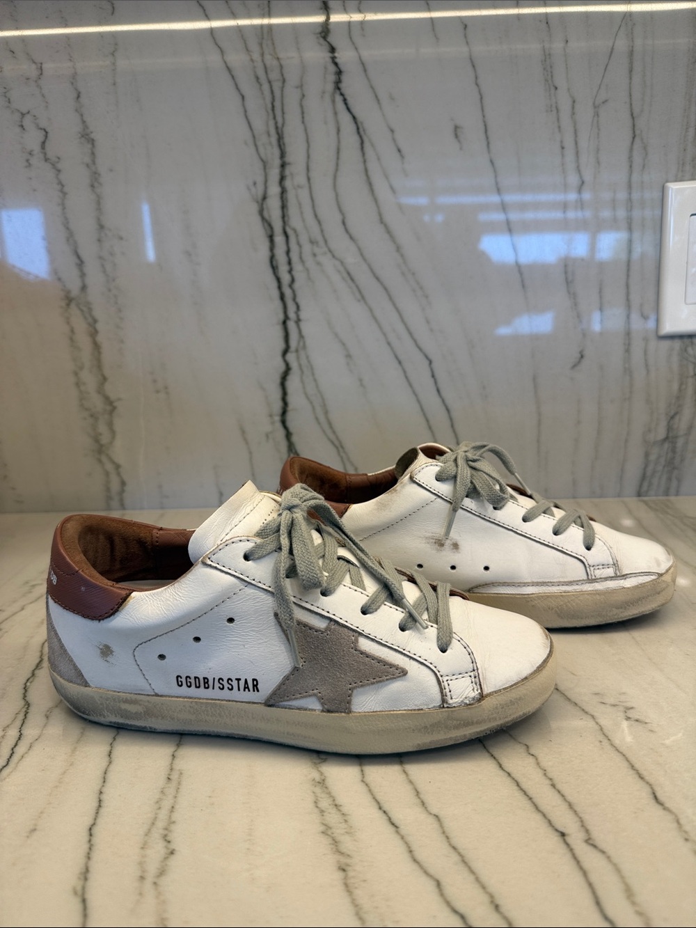 Golden Goose Super Star Low-Top White Leather Sneakers size 35/5 - Picture 3 of 4